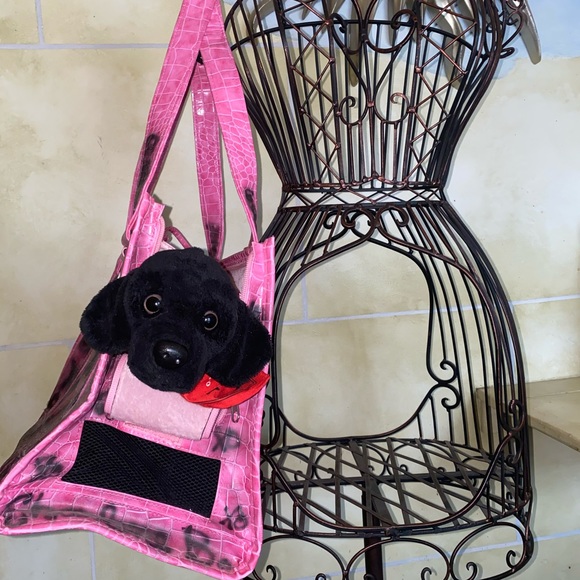 Chelsea Paws 🐾 Croc pet carrier graffiti tote - Picture 1 of 8